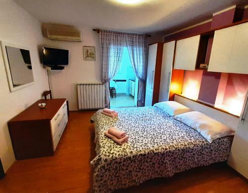 Paradise Beach Apartments