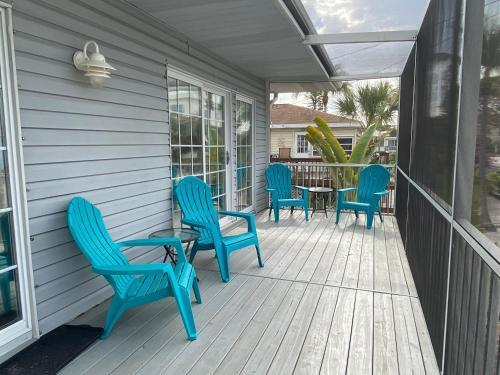 6041 Gulf Road