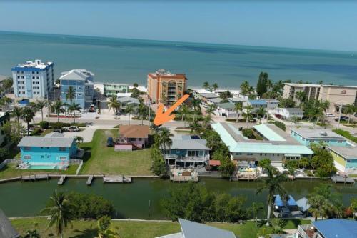 749 Estero Blvd