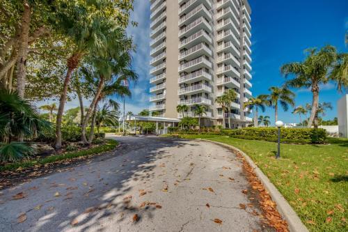 Lovers Key Beach Club #606