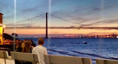 Sesimbra Sea Apartment Shared Pool & Beach