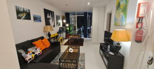 Rua Do Clube N�utico Apart. E1