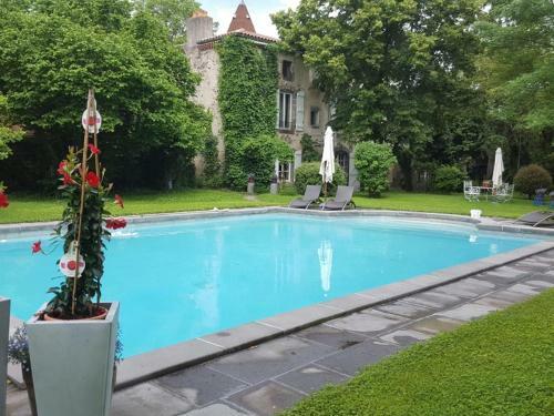 G�te Chappes, 2 Pi�ces, 2 Personnes - Fr-1-630-194