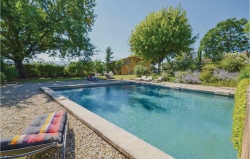Five-bedroom Holiday Home In St. Saturnin Les Apt.