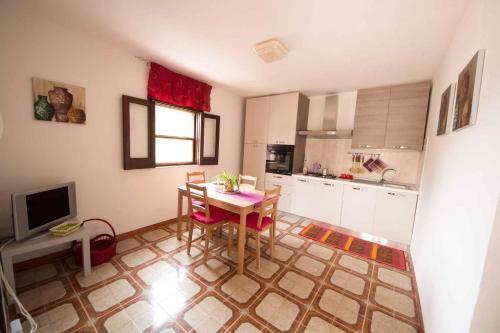 Two-bedroom Apartment In Siracusa II