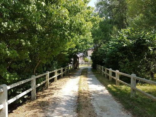 Bed & Breakfast La Roulotte Du Haut Pinleu