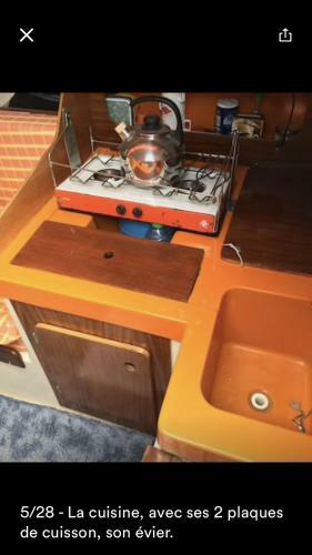 Voilier A Quai Porquerolles