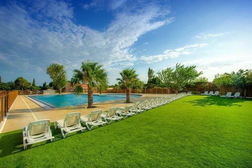 Camping Novela MH 25