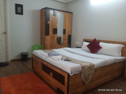 Hostal Remsons Service Apartment & Corporate Stay