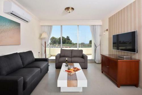 Achziv Island Apartments