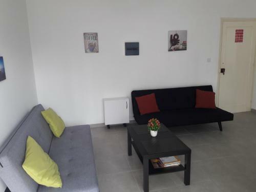 Kousoulis Central Apartment