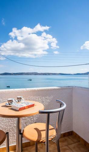 Hotel Milos Inn