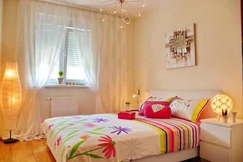 Apartment Vacation In Zadar - Mirna