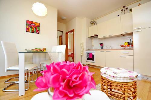 Apartment Vacation In Zadar - Mirna