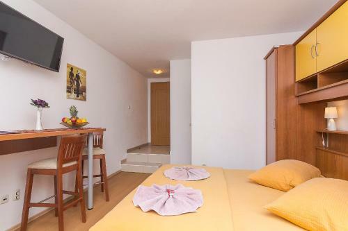 Apartments Zina