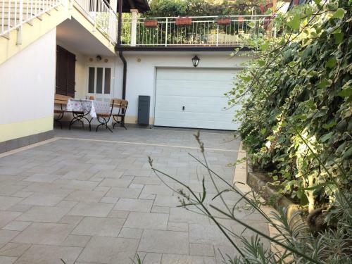 Hostal Rooms And Apartment Lia