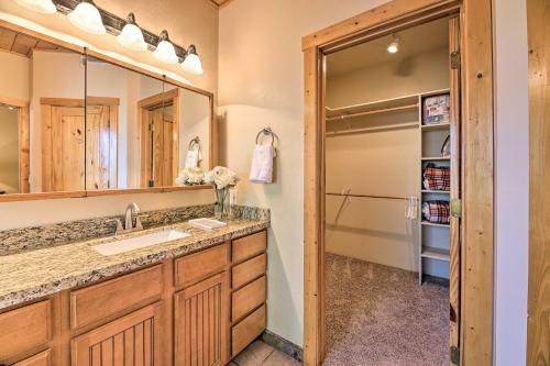 Show Low Escape Less Than 2 Mi To Hikes, Shops And More