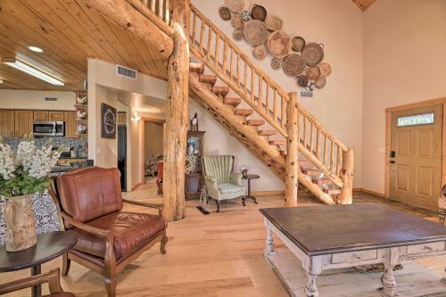 Show Low Escape Less Than 2 Mi To Hikes, Shops And More