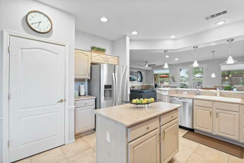 Phoenix Area Home Pool And Spa, On Golf Course