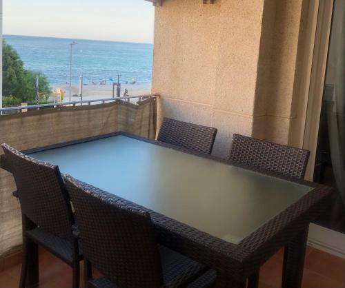 Downtown Apartment In Front Of The Sea