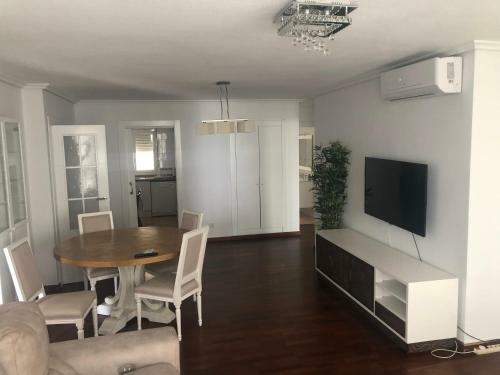Downtown Apartment In Front Of The Sea