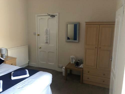 Bed & Breakfast Leamington House