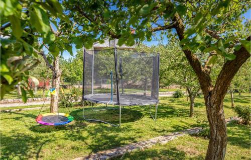 Nice Home In Fazana With 3 Bedrooms