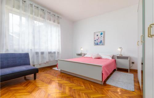 Nice Home In Fazana With 3 Bedrooms