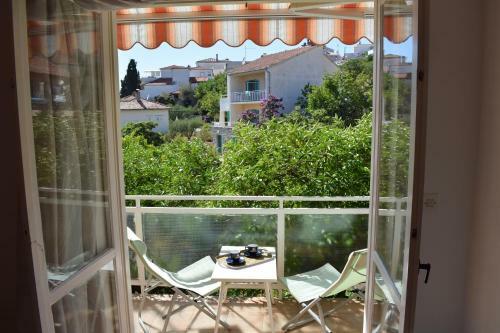Apartamentos Close To Center, Quiet, With Parking