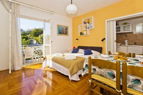 Apartamentos Close To Center, Quiet, With Parking
