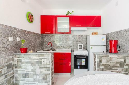Holiday House Kata-babina