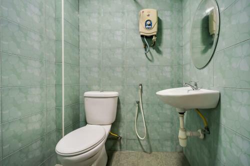 Oyo 301 River Inn Hotel