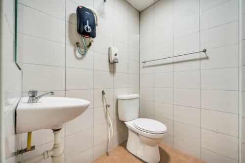 Oyo 301 River Inn Hotel