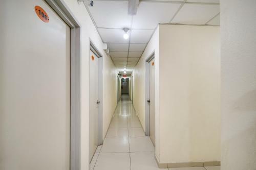 Oyo 301 River Inn Hotel