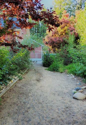 Prosecco Palazzo At Peachland Home