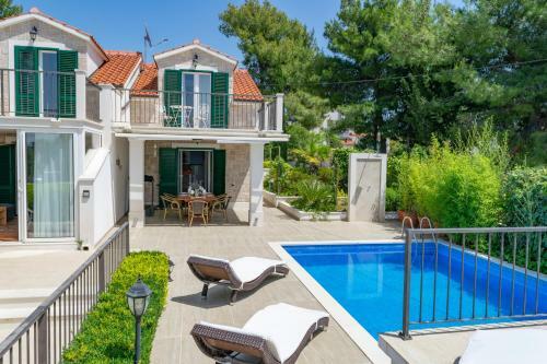 Hostal Villa Julia 16 People