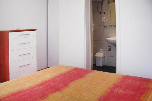 Apartments Villa Nada Podgora - Cdm05024-cya