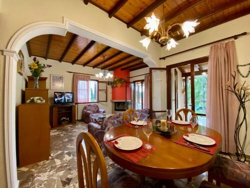 Apartamento Montsenigos Garden House