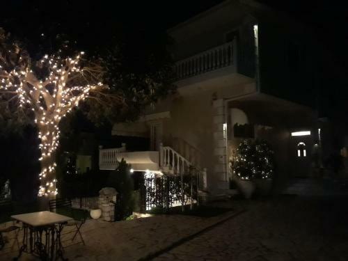 Villa Luxury Country House In Kalamata / Sp