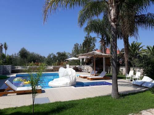 Villa Luxury Country House In Kalamata / Sp