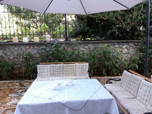 Villa Luxury Country House In Kalamata / Sp