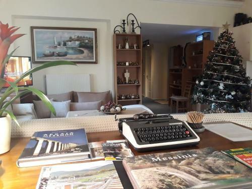 Villa Luxury Country House In Kalamata / Sp