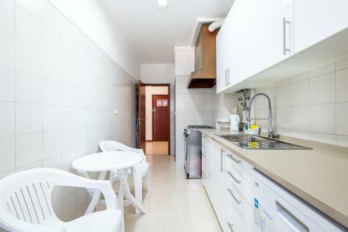 Apartamento Comfortable And Central 3min Walking To The Beach