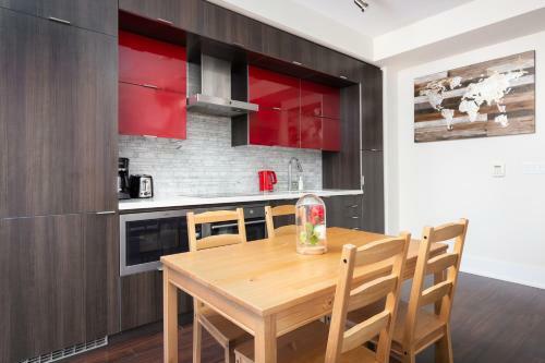 Apartamento Historic Unobstructed Views In Downtown Core