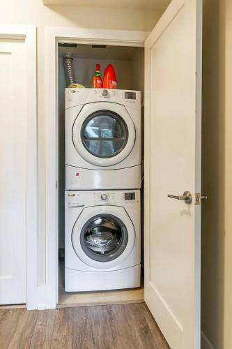 Apartamento Historic Unobstructed Views In Downtown Core