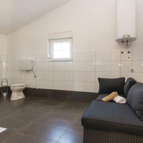 Ferienhaus Laura Mit Pool F�r 10 Leute