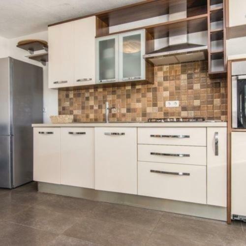 Ferienhaus Laura Mit Pool F�r 10 Leute