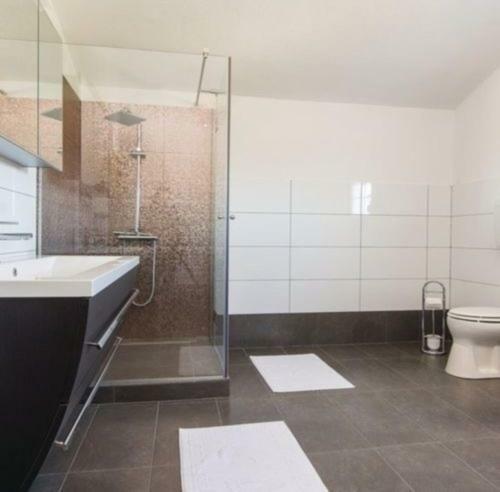 Ferienhaus Laura Mit Pool F�r 10 Leute