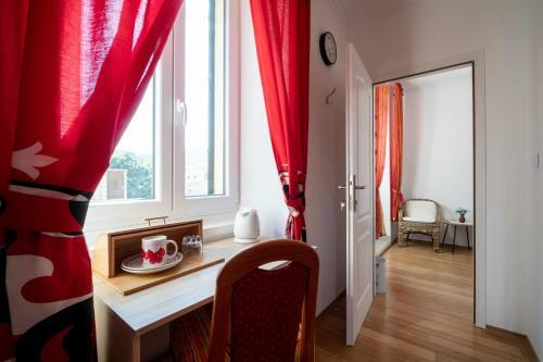 Hostal Marica Guesthouse