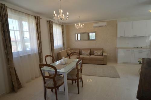 Apartamentos Holiday Home Dora